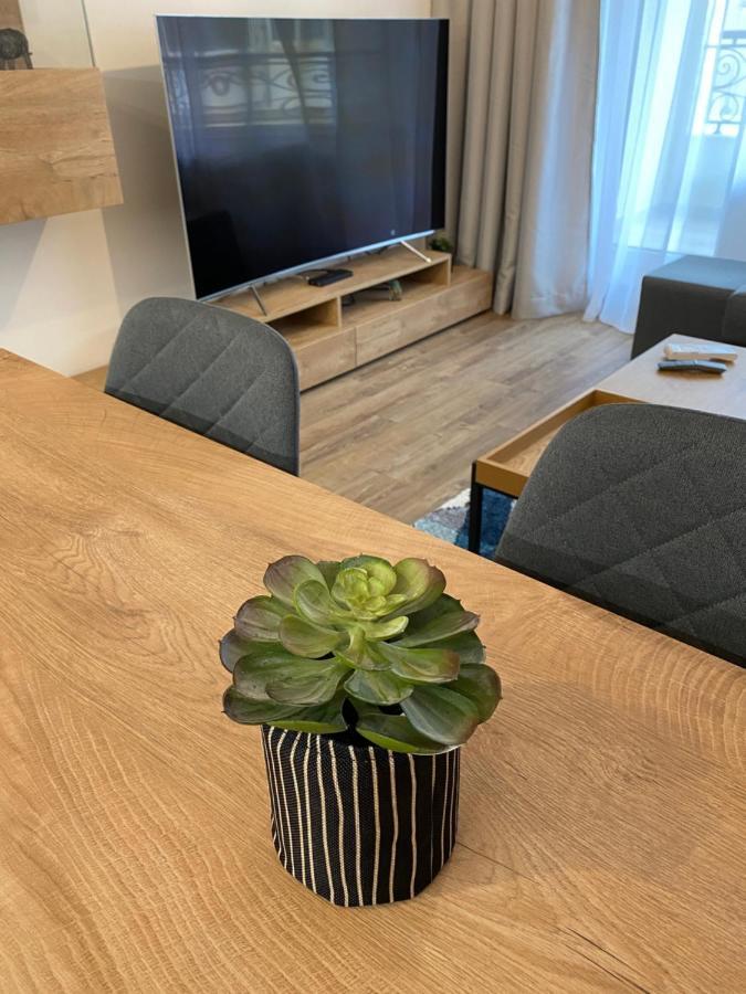 Arletti Luxury Apartment Roese Buitenkant foto